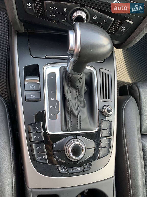 Универсал Audi A4 2014 в Киеве
