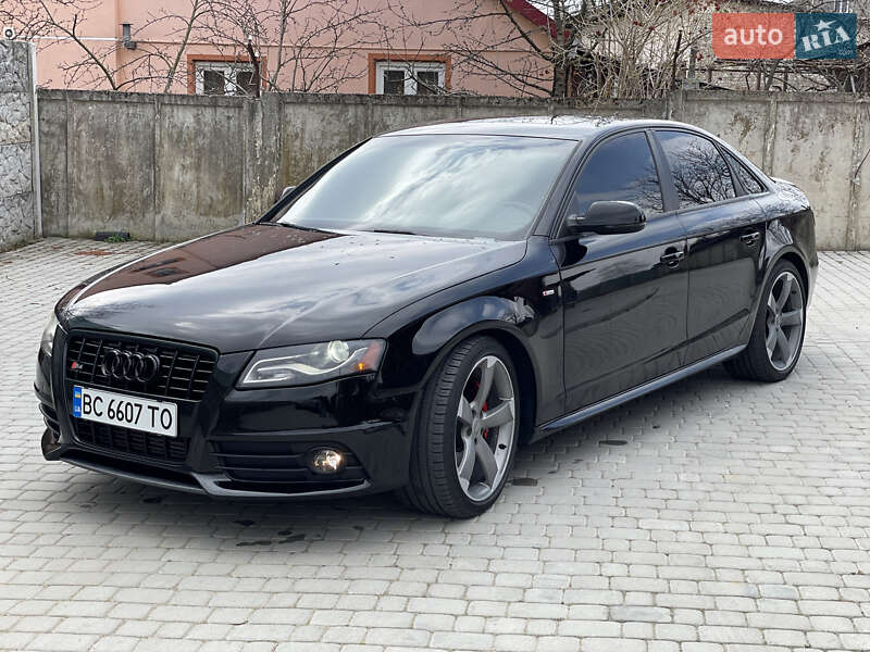 Седан Audi A4 2011 в 