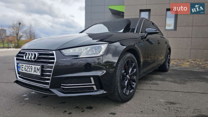 Седан Audi A4 2018 в Кривом Роге