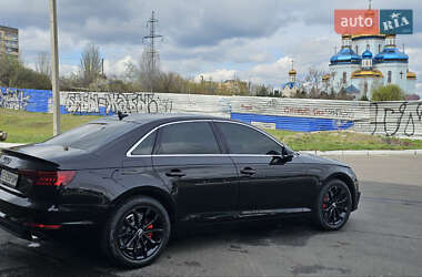 Седан Audi A4 2018 в Кривом Роге