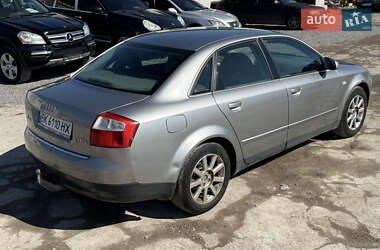Седан Audi A4 2001 в 