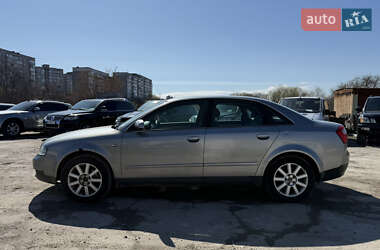 Седан Audi A4 2001 в 