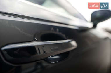 Седан Audi A4 2017 в 