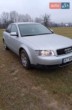 Седан Audi A4 2001 в Косові