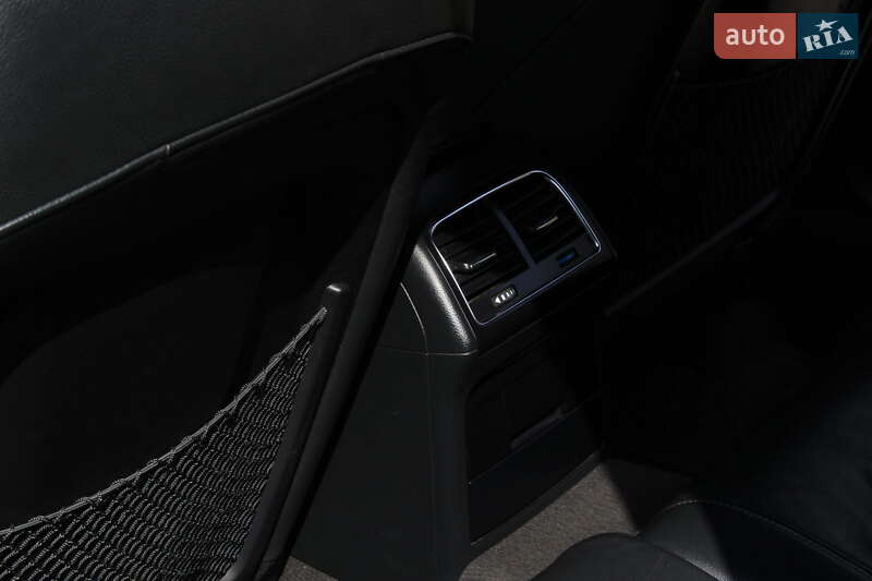 Седан Audi A4 2009 в Черновцах