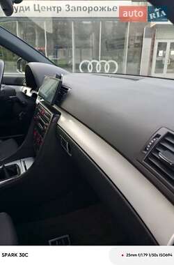 Универсал Audi A4 2003 в 