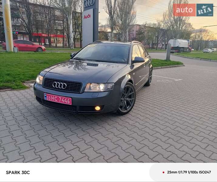 Универсал Audi A4 2003 в 
