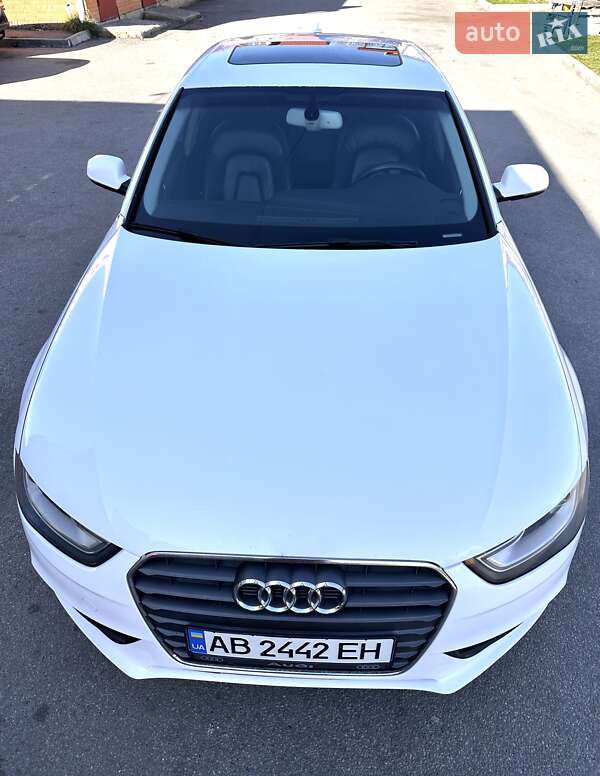 Седан Audi A4 2013 в Виннице