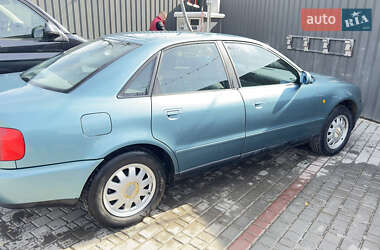 Седан Audi A4 1998 в Каменец-Подольском
