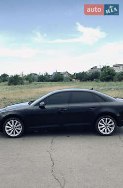 Седан Audi A4 2016 в 