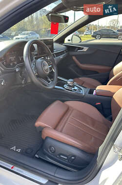 Седан Audi A4 2020 в 