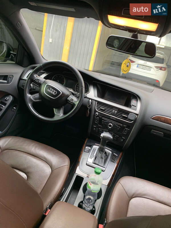 Седан Audi A4 2013 в Хмельницькому