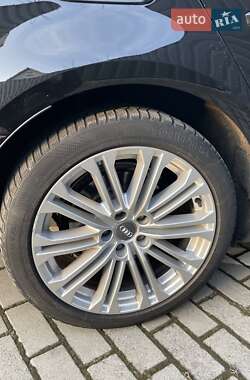 Універсал Audi A4 2018 в 