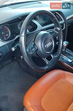 Седан Audi A4 2012 в 
