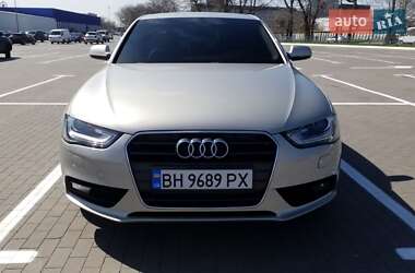 Седан Audi A4 2012 в 