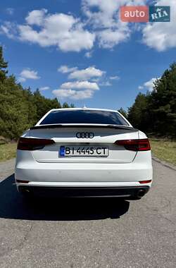 Седан Audi A4 2016 в 