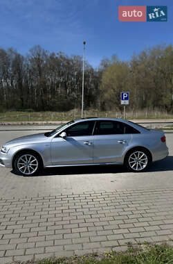 Седан Audi A4 2015 в 