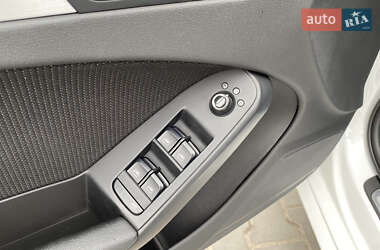 Универсал Audi A4 2011 в 