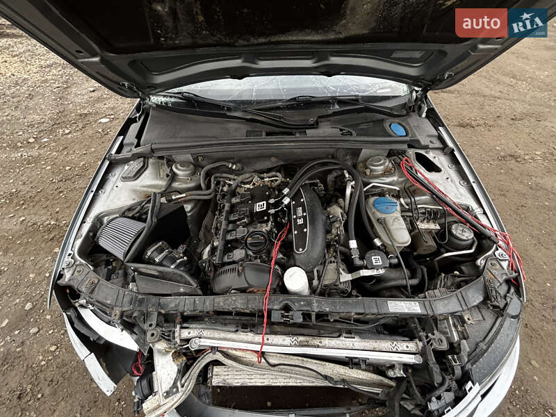 Седан Audi A4 2010 в Стрию