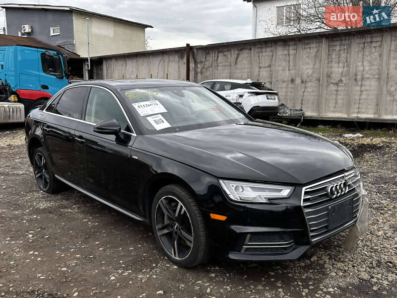 Седан Audi A4 2017 в 