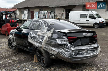 Седан Audi A4 2017 в 