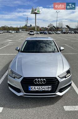 Седан Audi A4 2016 в 