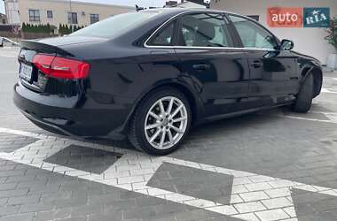 Седан Audi A4 2014 в 
