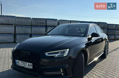 Седан Audi A4 2015 в Львові