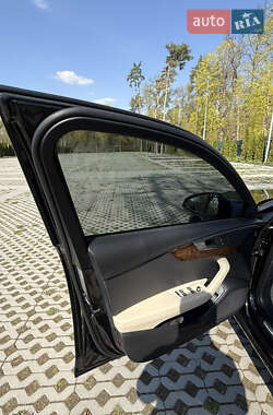 Седан Audi A4 2015 в 
