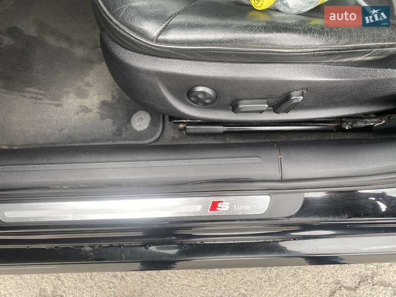 Седан Audi A4 2012 в Луцке