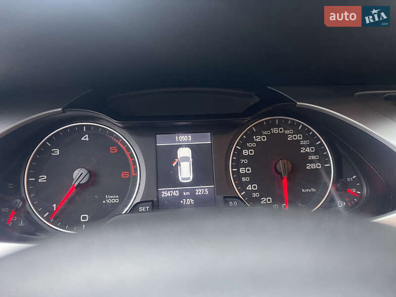 Универсал Audi A4 2011 в Костополе