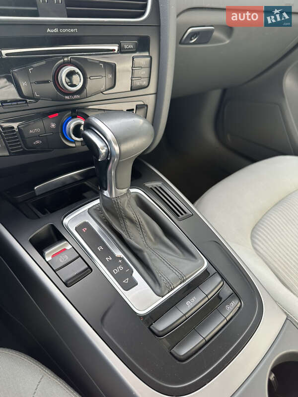 Универсал Audi A4 2012 в Луцке