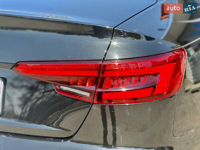 Седан Audi A4 2016 в Харькове