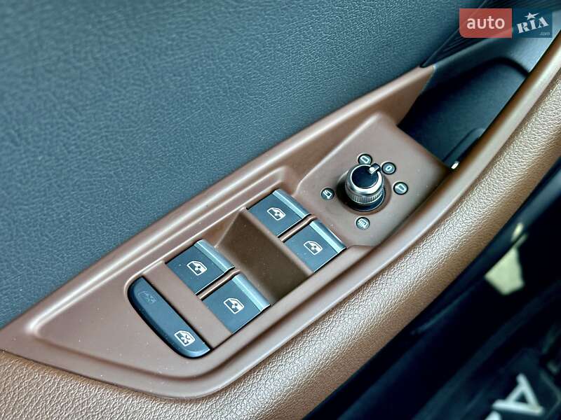 Седан Audi A4 2016 в Харькове