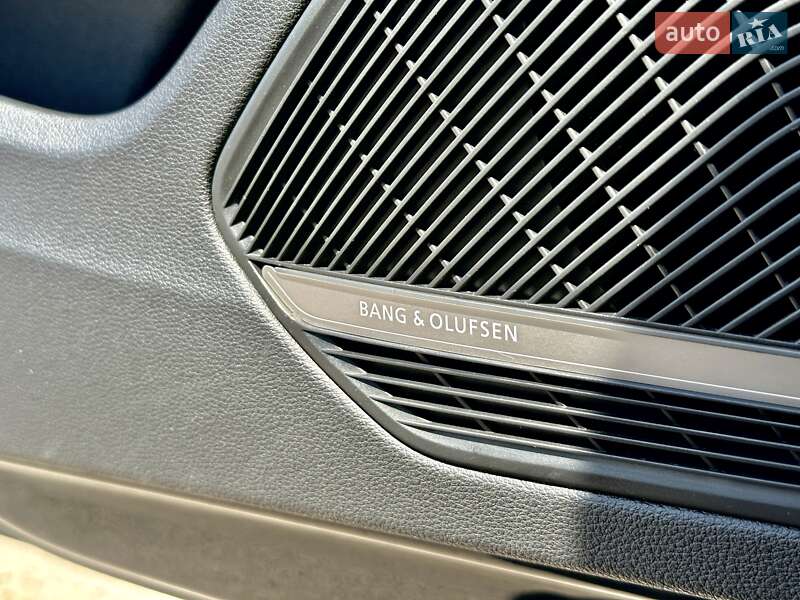 Седан Audi A4 2016 в Харькове