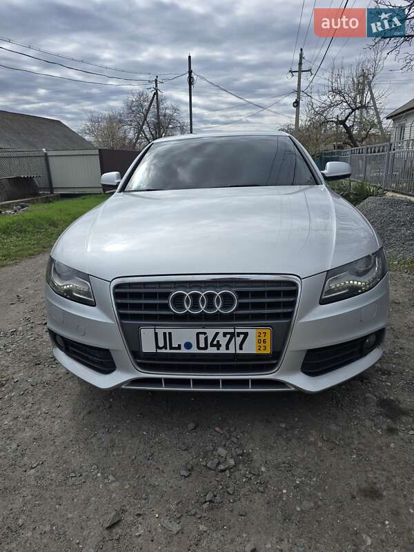 Седан Audi A4 2009 в 