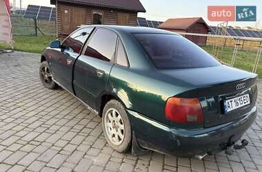Седан Audi A4 1995 в Ивано-Франковске