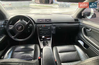 Универсал Audi A4 2004 в 