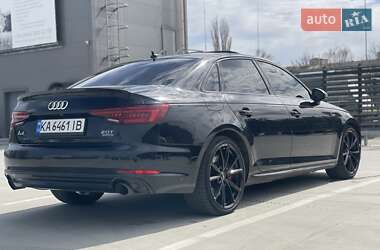 Седан Audi A4 2018 в 