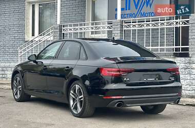 Седан Audi A4 2016 в 