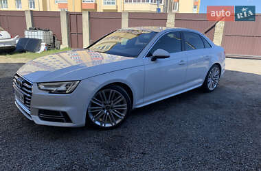Седан Audi A4 2016 в 