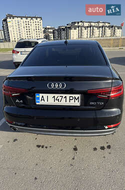 Седан Audi A4 2018 в 