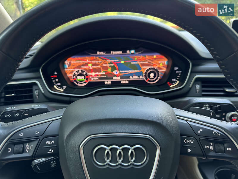 Седан Audi A4 2016 в Киеве