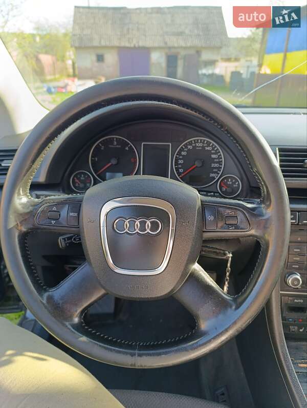 Универсал Audi A4 2006 в Яворове
