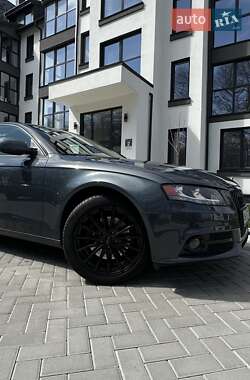 Седан Audi A4 2010 в Киеве