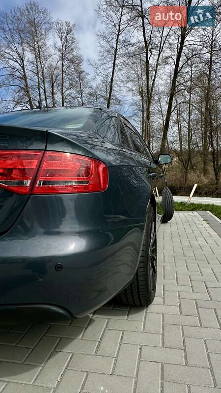 Седан Audi A4 2010 в Киеве