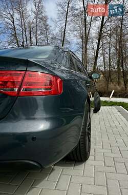 Седан Audi A4 2010 в 