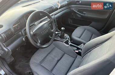 Седан Audi A4 1995 в 