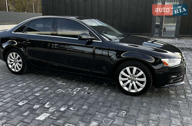 Седан Audi A4 2013 в 
