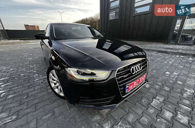 Седан Audi A4 2013 в 